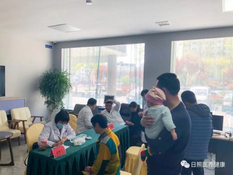 医养送健康，义诊惠万家。山东第一医科大学第二附属医院专家到我院义诊了！
